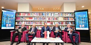 is-dunyasi-okuyor-etkinliginin-ucuncusu-duzenlendi-m52WyyrN.jpg