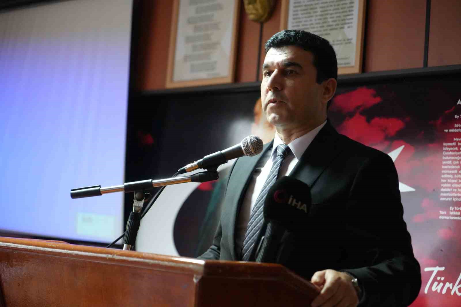 is dunyasinda devir degisti nitelikli personel arayan isveren ogrencinin ayagina gidiyor 8 vuUIDJz2