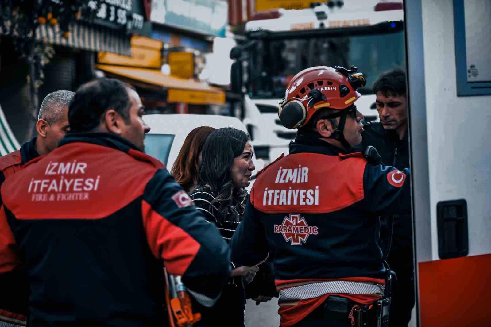 is hanini alevler sardi itfaiye 12 kisiyi kurtardi 0 vm2tkVCa