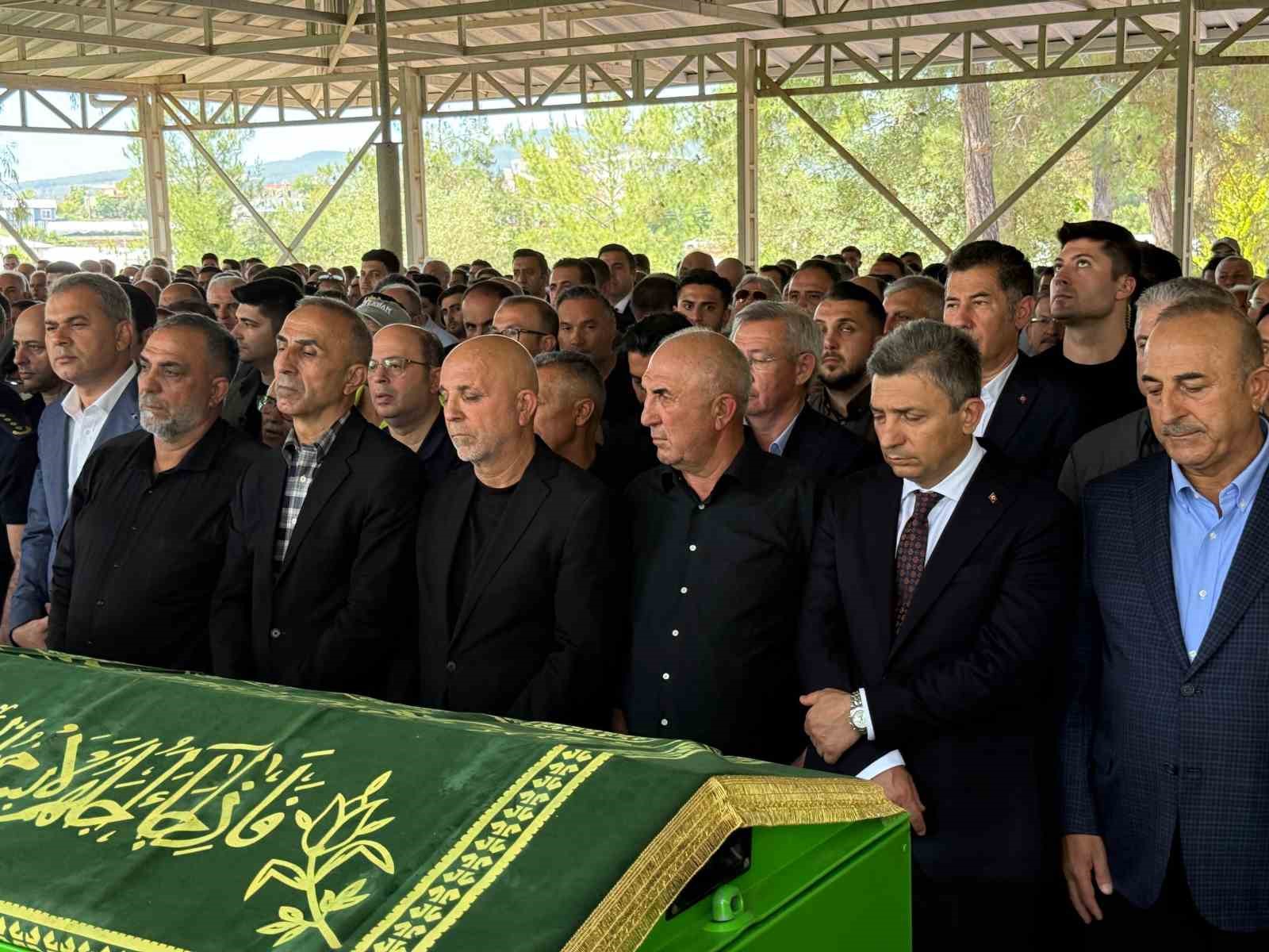is insani aydin cavusoglu son yolculuguna ugurlandi 2 CHYlWPzf
