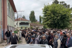 is-kazasinda-hayatini-kaybeden-genc-isci-son-yolculuguna-ugurlandi-zLL8f2Hj.jpg