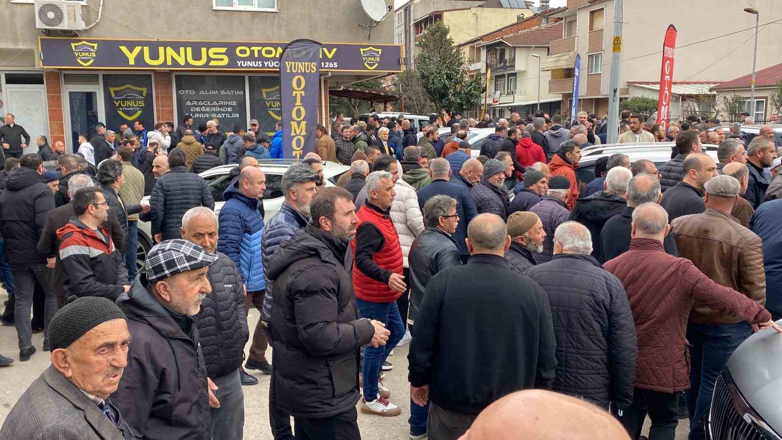 is kazasinda hayatini kaybeden genc son yolculuguna ugurlandi 3 iNJtSvDU