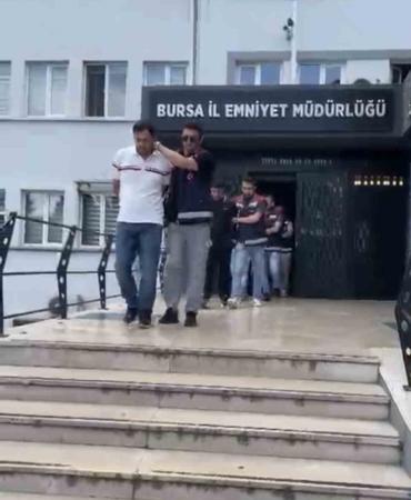 is-ve-burs-vaadiyle-hesap-avina-cikan-sebekeye-film-gibi-operasyon-polis-ikinci-kisi-y5pOQ5V1.jpg