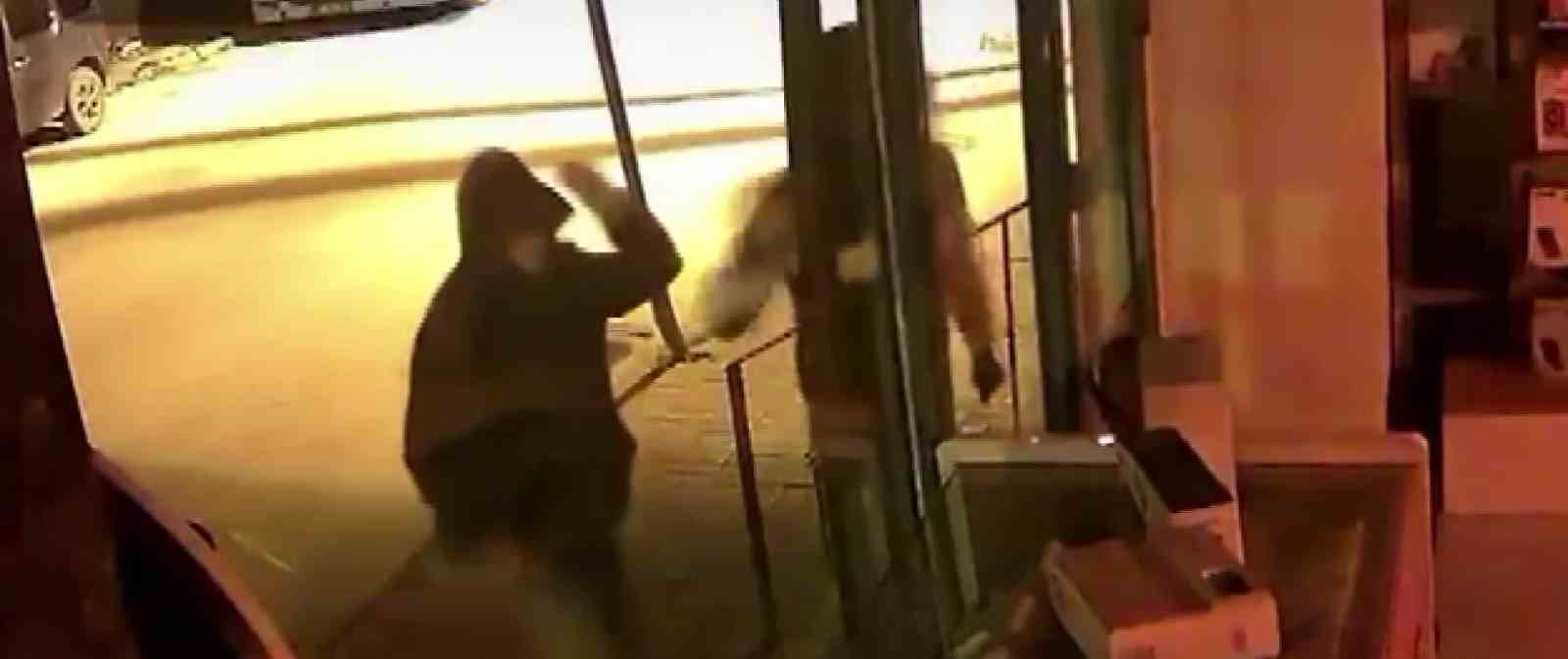 is yeri soyuldu hirsizlara teslim olun cagrisi yapti 5 uwEdAO8E