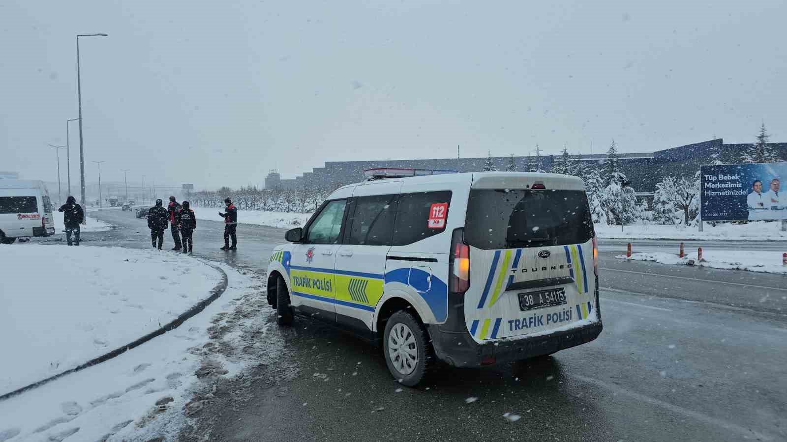 isci servisi tira carpti 11 yarali 2 HJUIEZkX