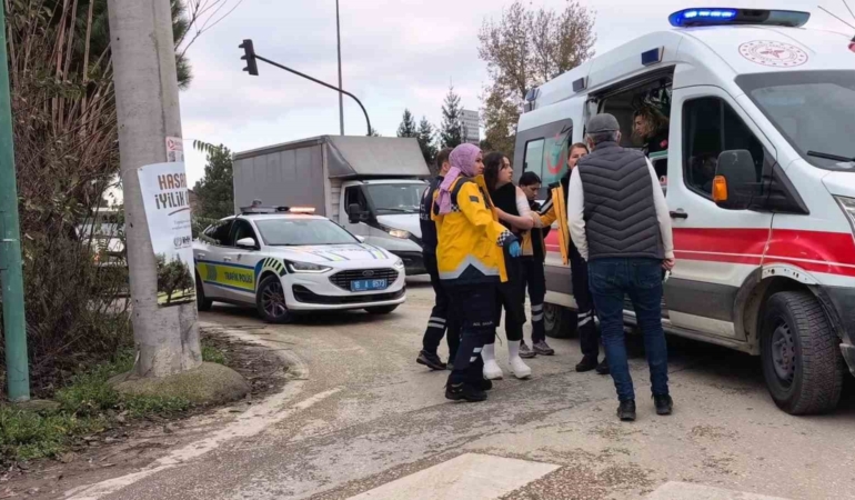 isik-ihlali-kaza-getirdi-2-yarali-tIjcv7yp.jpg