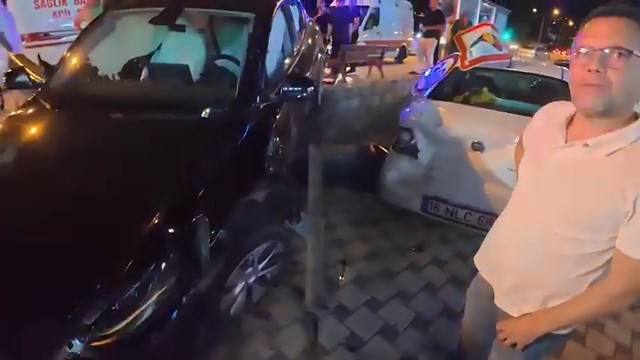 isik ihlali kaza getirdi o anlar kamerada 4
