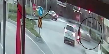 isik-ihlali-yapan-motosiklet-otomobille-carpisti-2-yarali-OKwsKNLX.jpg