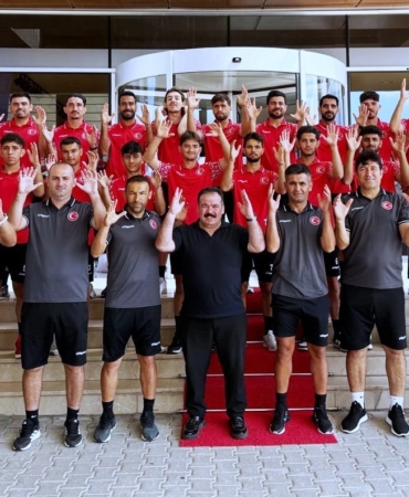 isitme-engelliler-a-milli-futbol-takimi-deaflympicste-iran-ile-karsilasacak-AlyzJbXx.jpg