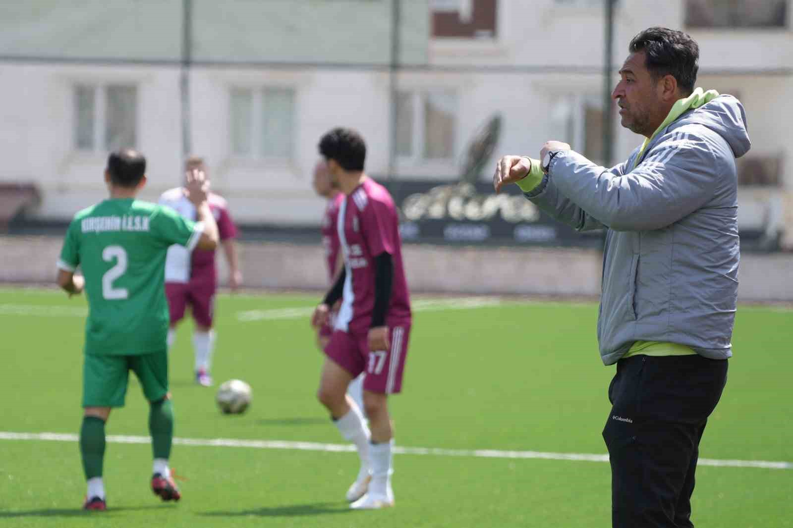 İşitme Engelliler Futbol Süper Ligi: Kırşehir İESK: 0 - Ankara İESK: 2 5 isitme engelliler futbol super ligi kirsehir iesk 0 ankara iesk 2 1 FrhJvnP6
