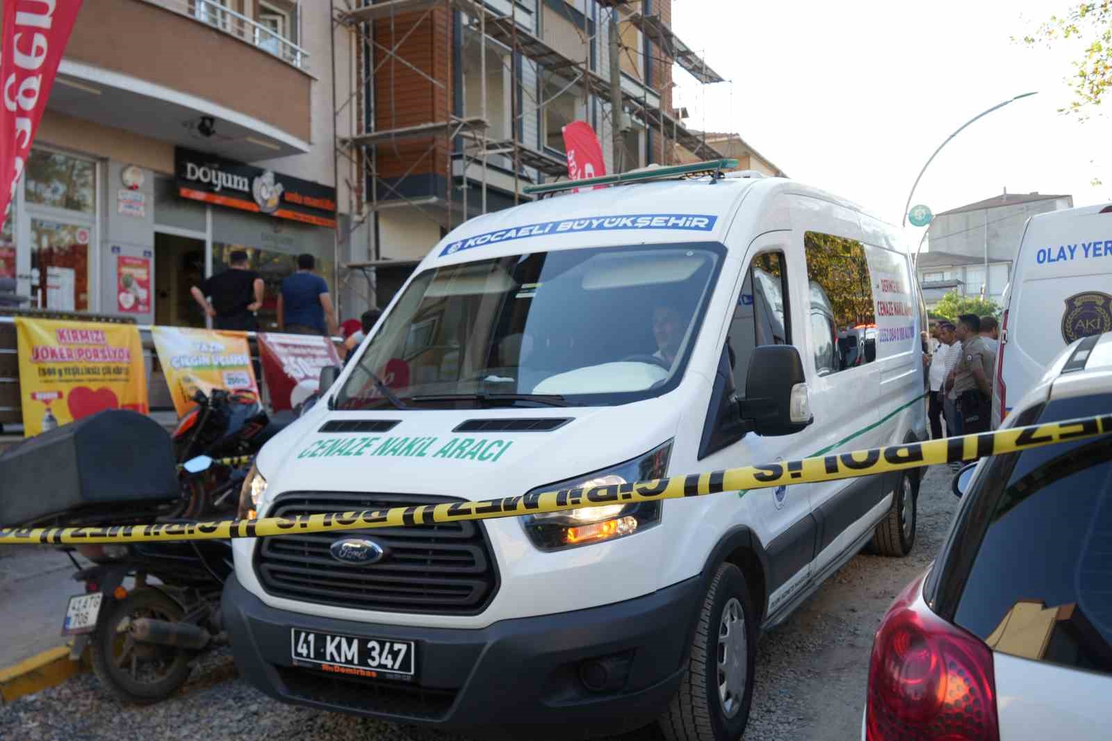 iskeleden dusen isci hayatini kaybetti 2 crvI5Ad9
