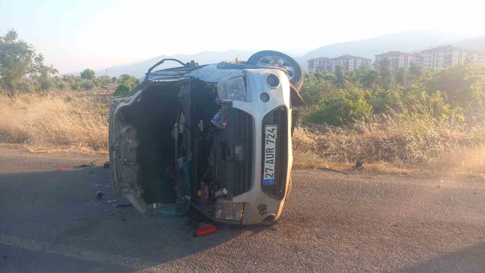 islahiyede feci kaza 2si agir 6 yarali 3