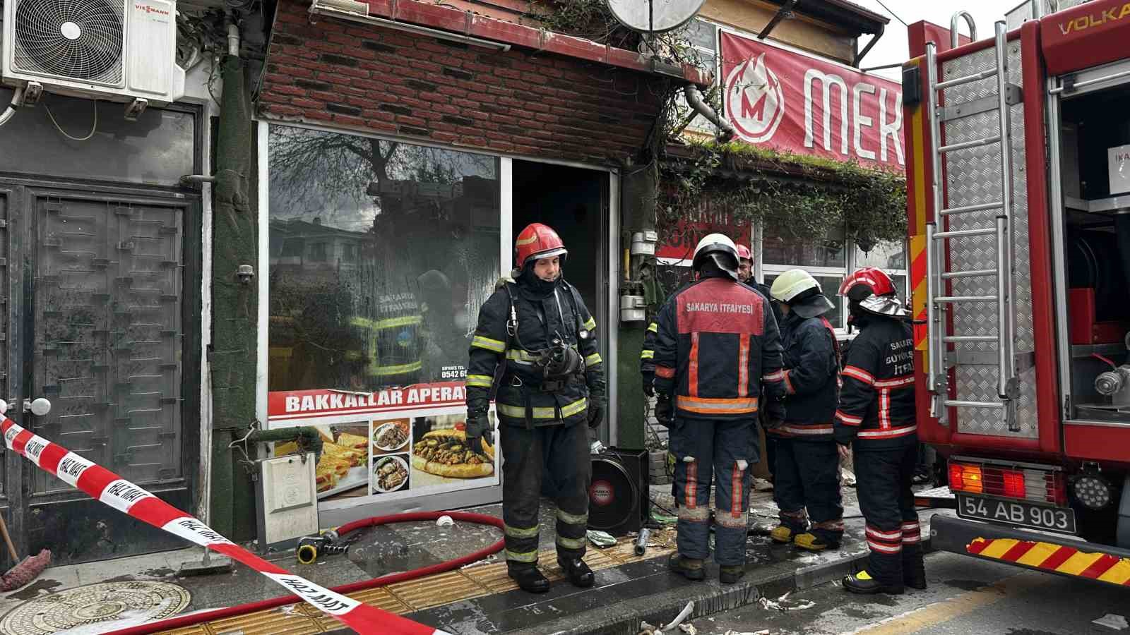 isletmeci disaridayken dukkaninda yangin cikti 1 ESOtLRqO