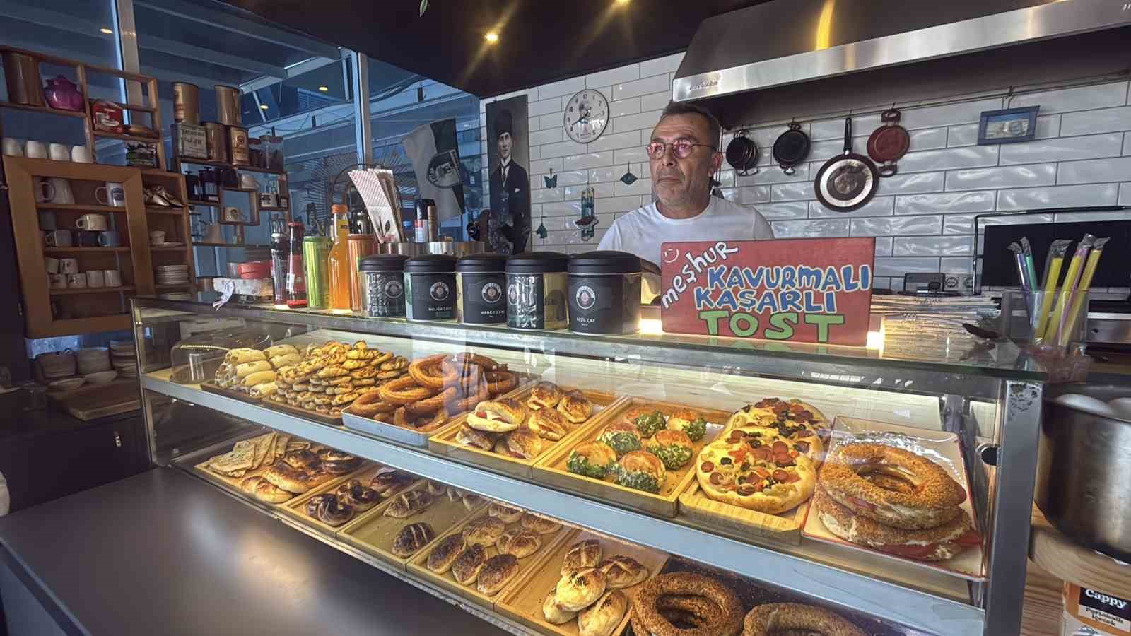 islettigi bufede 800 eserlik kutuphane kurdu 5 Qez22UsY