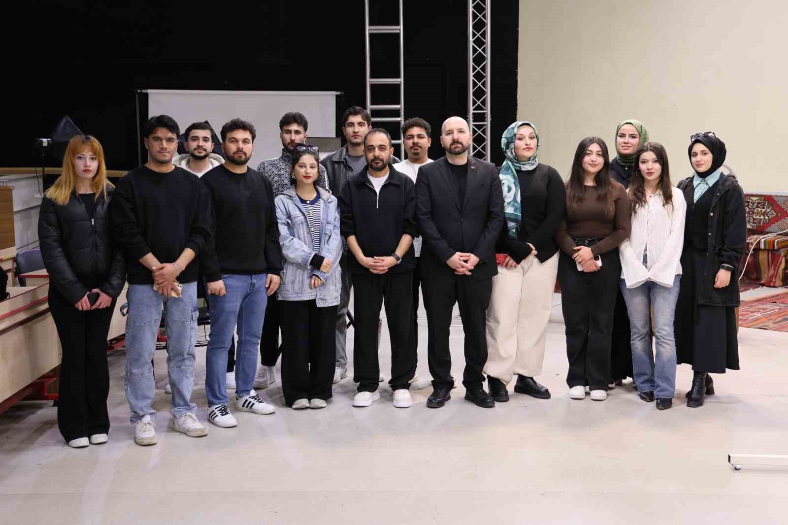 ismail gunesin hayati belgesel oluyor 0 KbmzKIeV