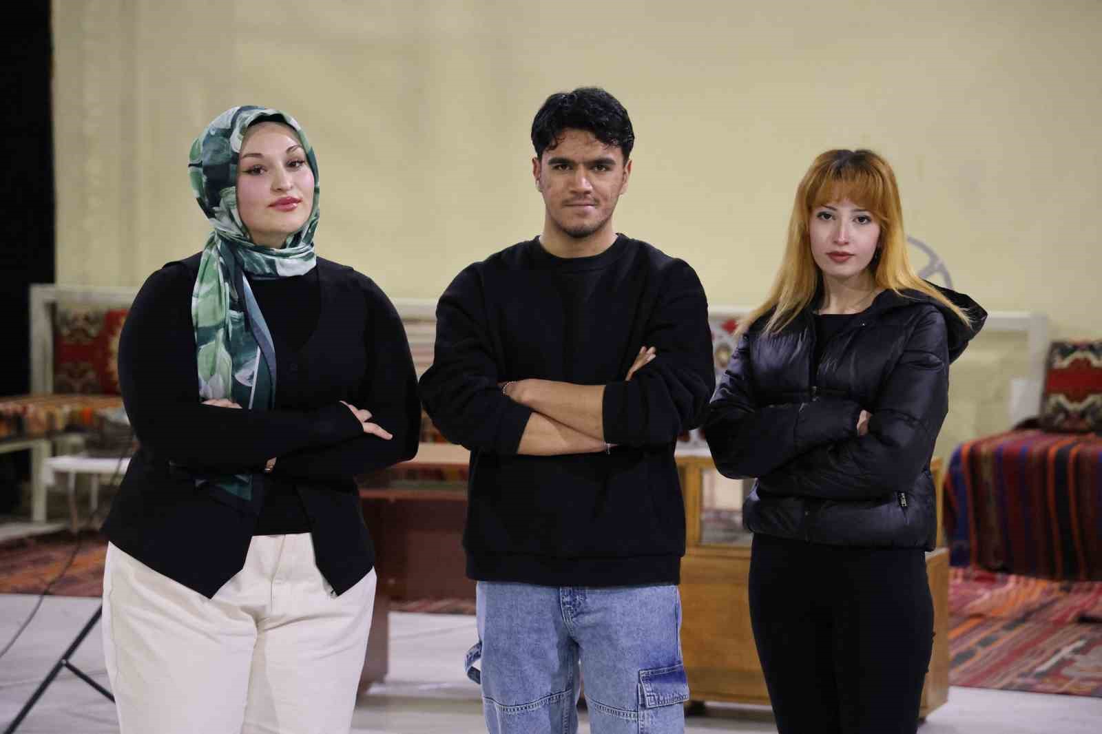 ismail gunesin hayati belgesel oluyor 5 wIClz5VS
