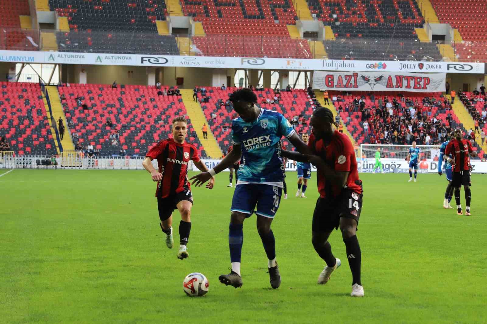 Ismail Jakobs ve Cherif Ndiaye, Senegal’in Afrika Uluslar Kupası kadrosunda yer aldı 5 ismail jakobs ve cherif ndiaye senegalin afrika uluslar kupasi kadrosunda yer aldi 1 F1dVg1ZJ
