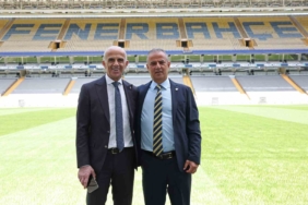 Fenerbahçe’nin yeni transferi Vedat Muriqi İstanbul’a geldi 1 thumbnail