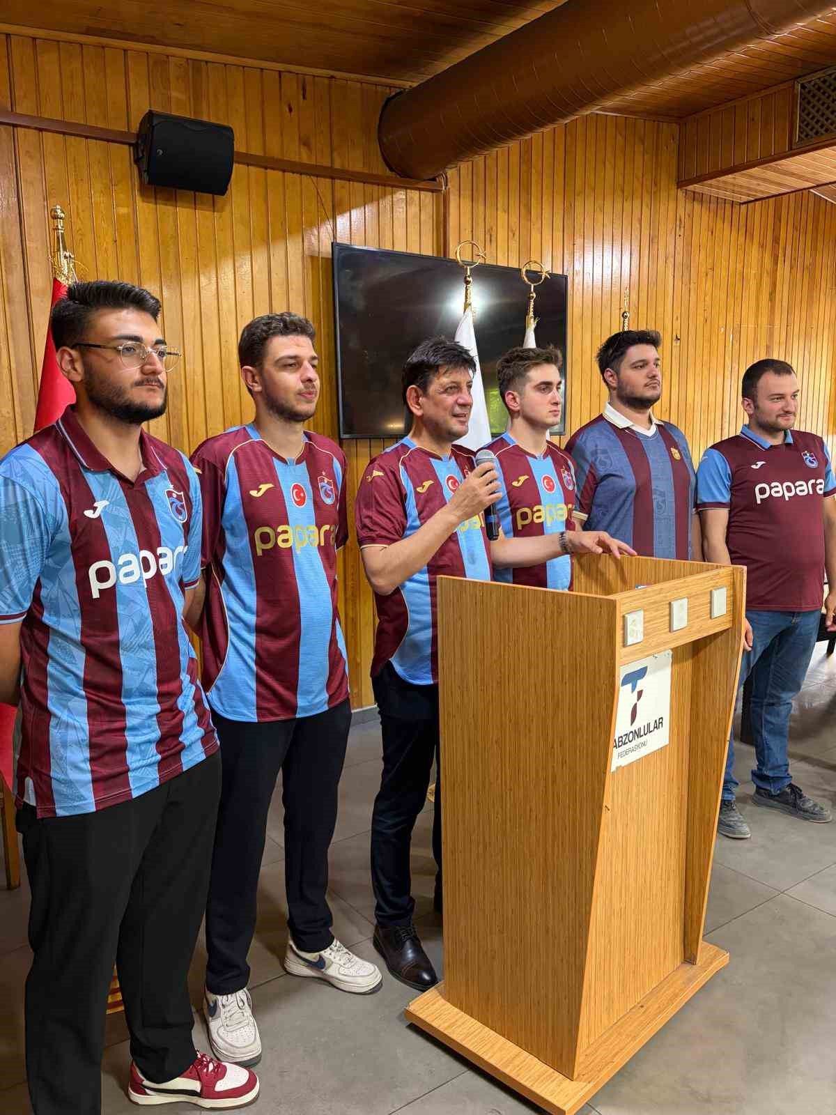 ismail turgut oksuz 61000 forma tek yurek trabzonspor kampanyasini baslatmis bulunuyoruz 1 hT5a8v6q