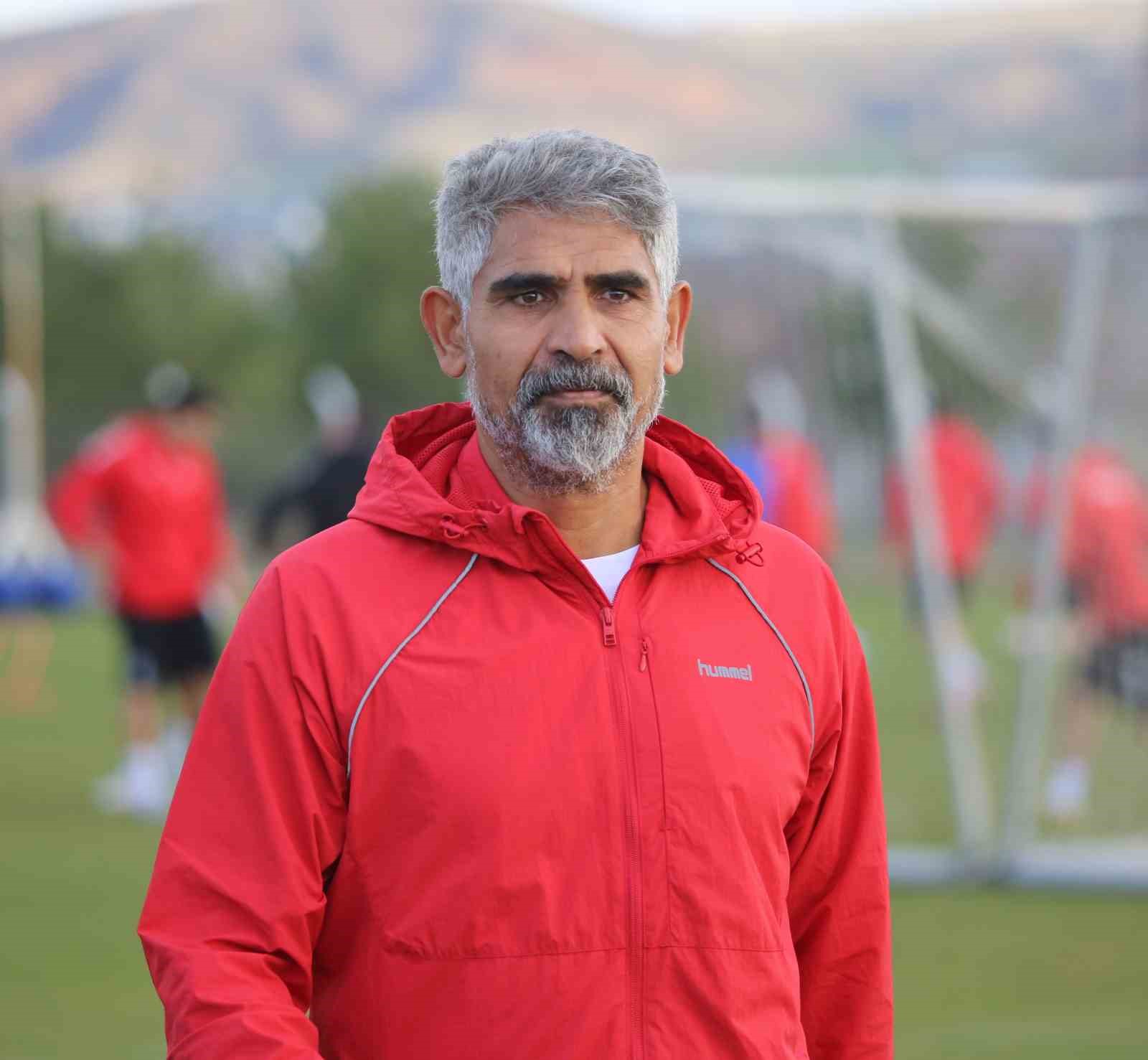 ismet tasdemirin akli play offta 4 A53hbWkq