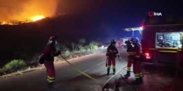 ispanyadaki-orman-yangininda-6-bin-600-hektarlik-alan-kul-oldu-iE4Lh1JA.jpg