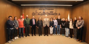 ispanyol-misafirlerden-inegolun-nobetci-kitaphanelerine-tam-not-SEkk5Tsj.jpg