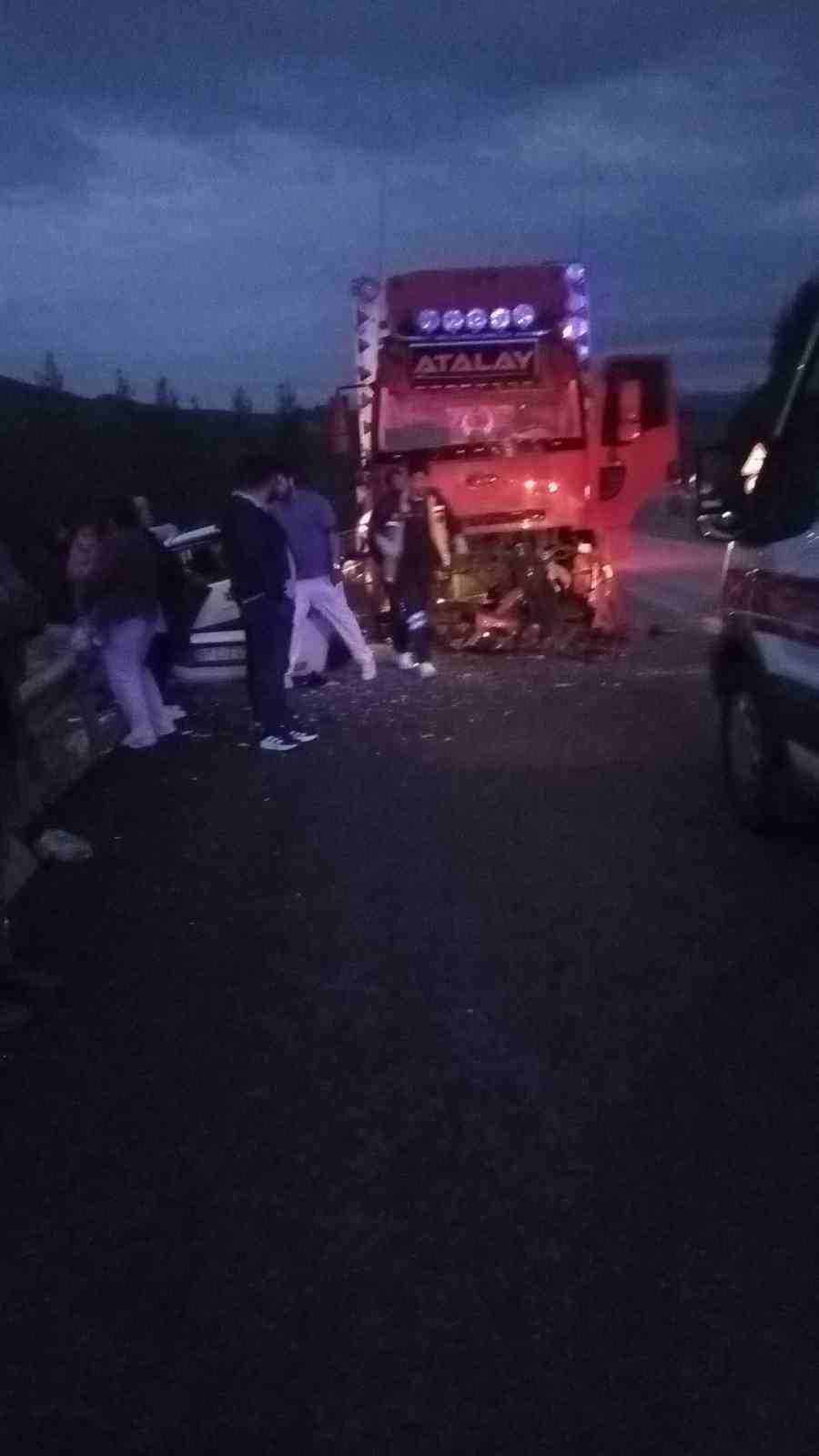 Isparta-Antalya karayolunda feci kaza: 1 ölü, 4 yaralı 9 isparta antalya karayolunda feci kaza 1 olu 4 yarali 5 BG89YZpr