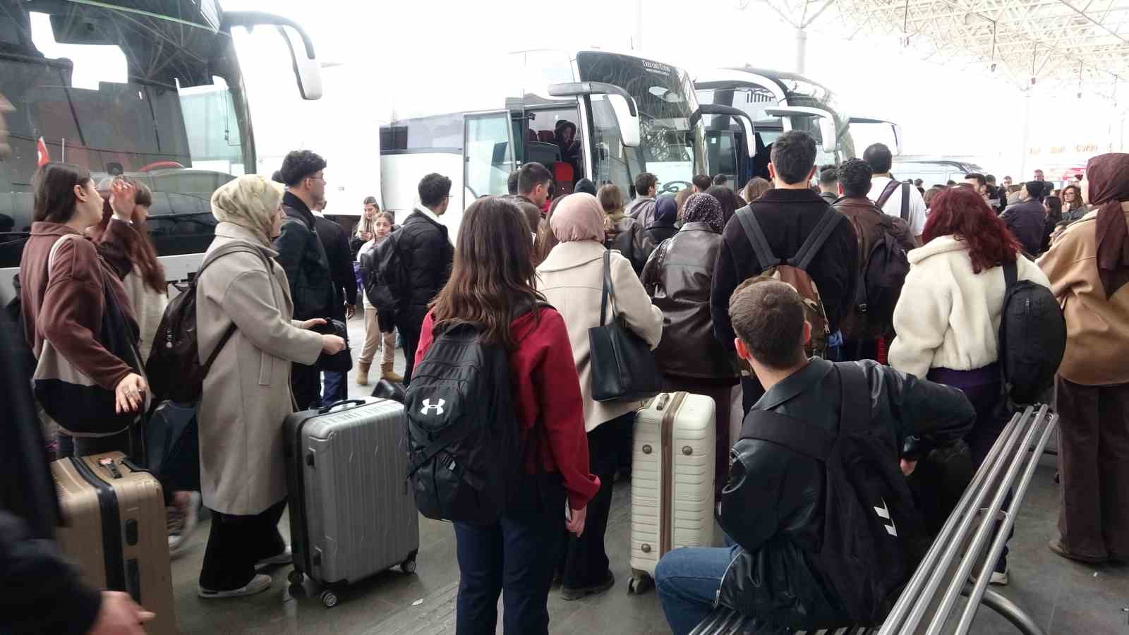 isparta otogarinda biletler kisa surede tukendi 2 Yj1dPXQR