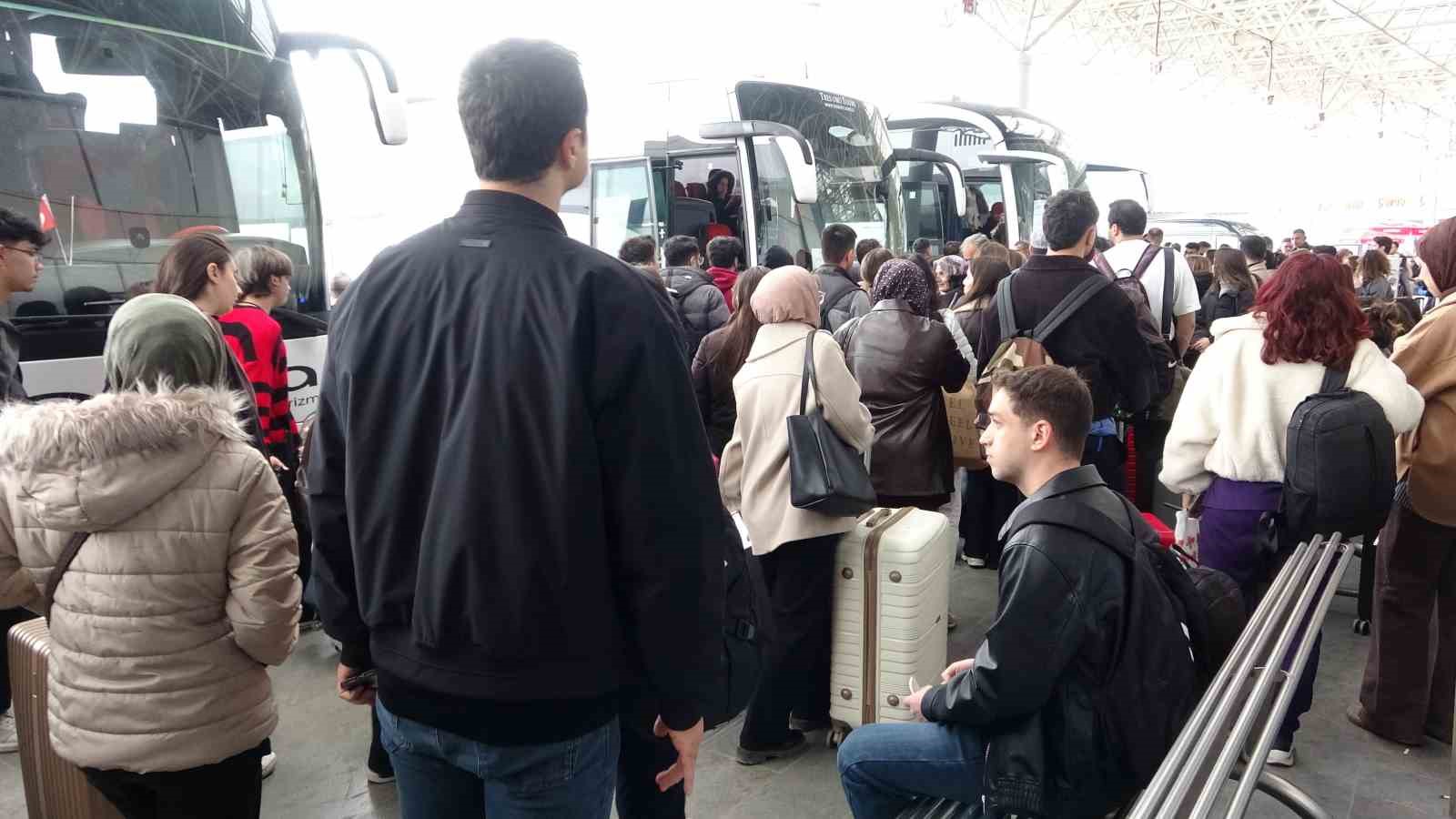 isparta otogarinda biletler kisa surede tukendi 3 lGjkgzn1