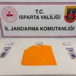 ispartada-10-bin-kullanimlik-sentetik-uyusturucu-ele-gecirildi-1-tutuklama-hQMVO9mP.jpg