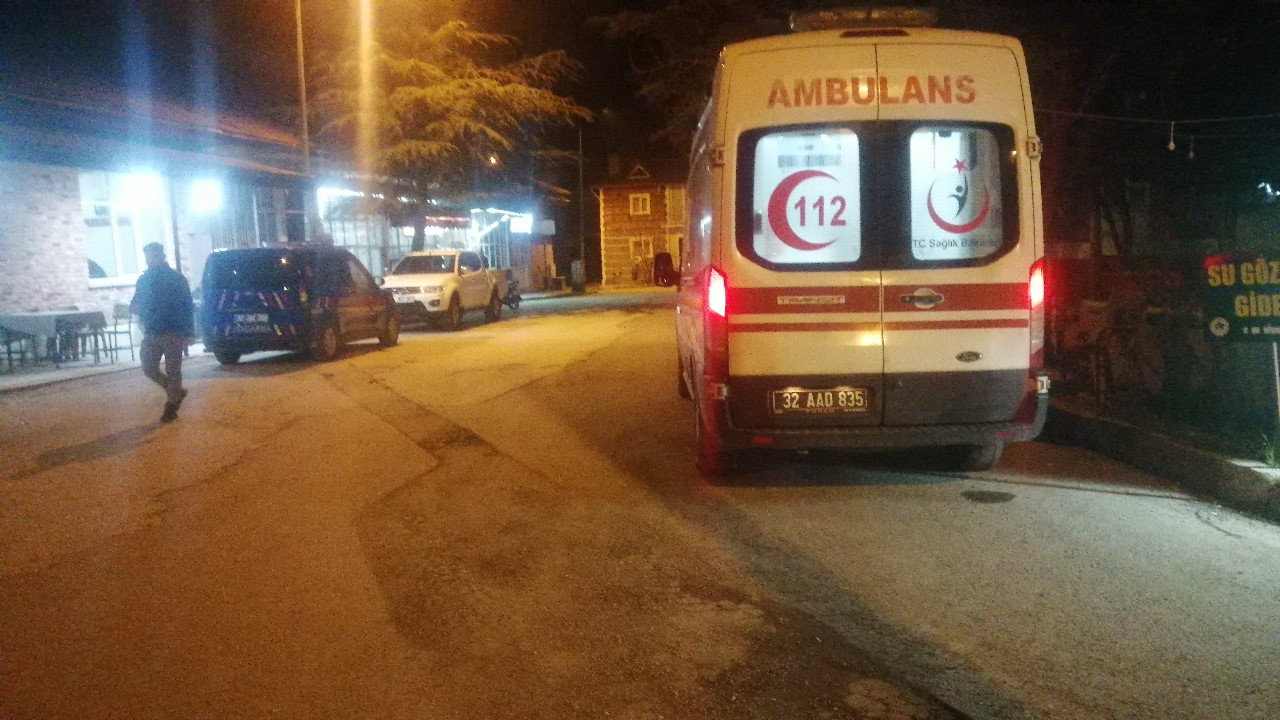 Isparta’da 3 evi kundaklayıp başka bir eve giren yaşlı adam 10 saatte ikna edildi 7 ispartada 3 evi kundaklayip baska bir eve giren yasli adam 10 saatte ikna edildi ejmrCMAe