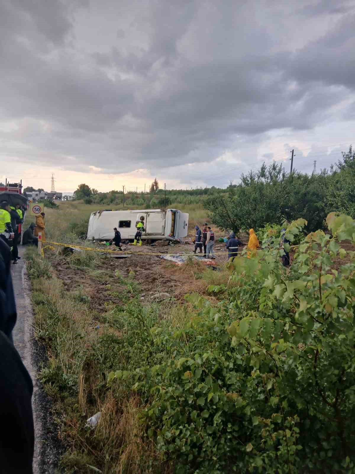 ispartada 5 kisinin hayatini kaybettigi feci kazada surucu tutuklanarak cezaevine gonderildi 4