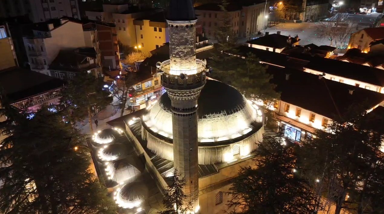ispartada hatimle teravihe yogun akin 15 camide her gece bir cuz okunuyor 2 N3RR4mSR