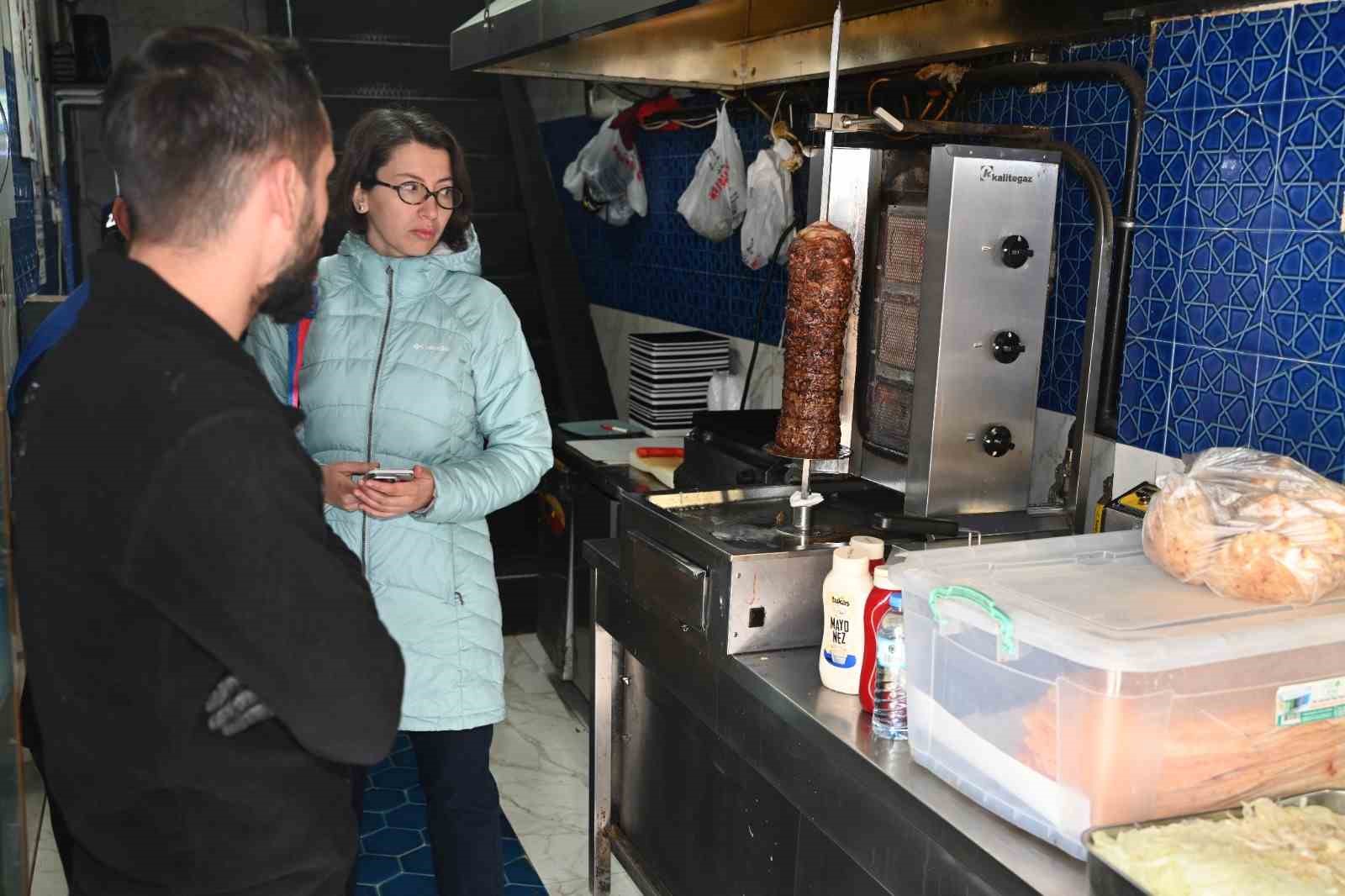 ispartada hijyen kusuru olan isletmelere zabita ekipleri tarafindan islem yapildi 2 BRMr6F5L
