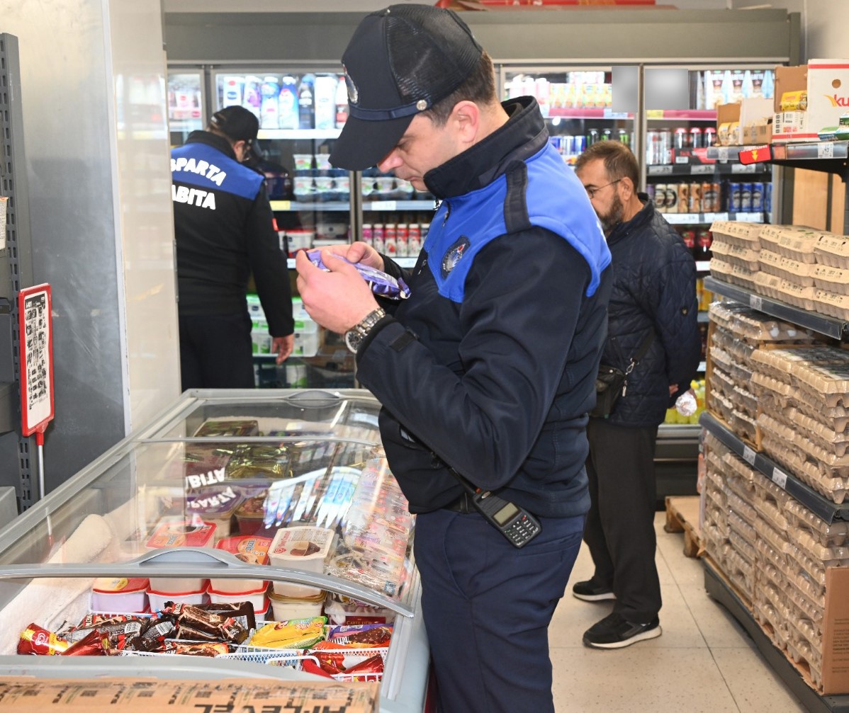 ispartada hijyen kusuru olan isletmelere zabita ekipleri tarafindan islem yapildi 3 z2Ac2Lam