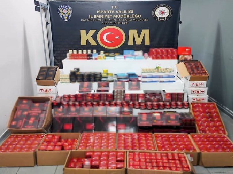 ispartada kacakcilik operasyonunda binlerce kacak urun ele gecirildi 2