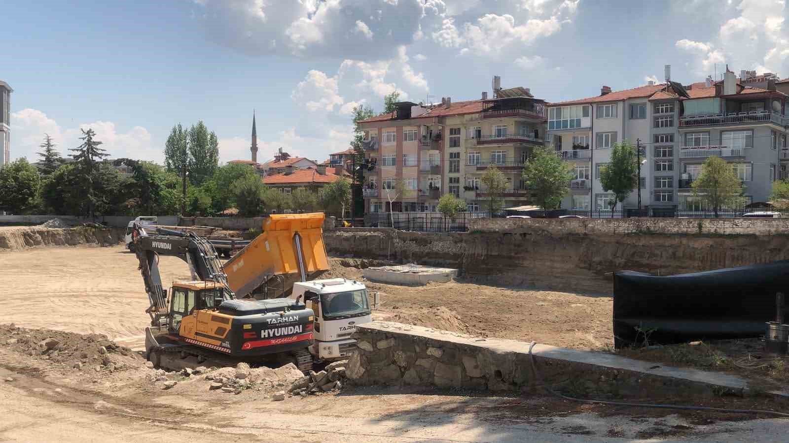 ispartada kanalizasyon hatti calismasinda gocuk meydana geldi 1 isci yaralandi 4 1sQEZJYY