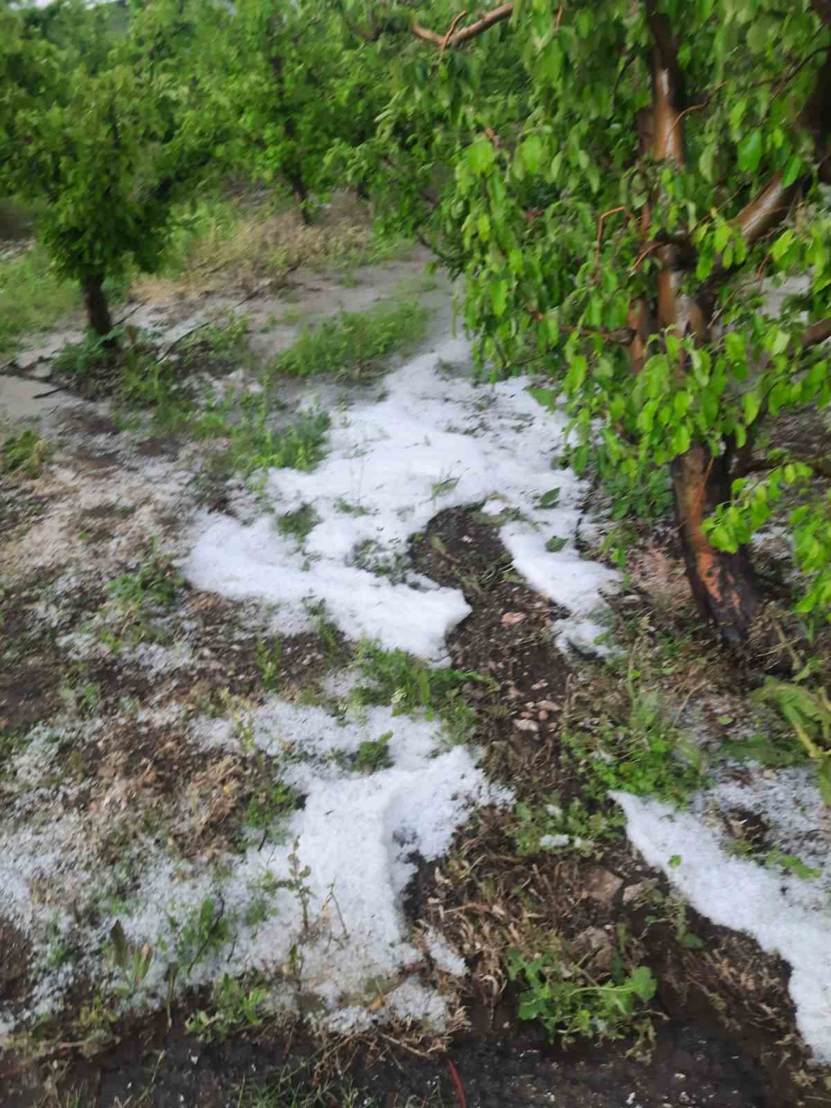 ispartada saganak etkili oldu 6 zBkFHSdI