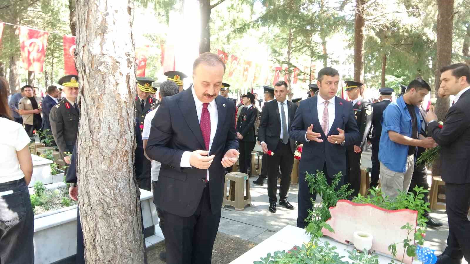ispartada sehitler dualarla anildi 2 ZepJMZag