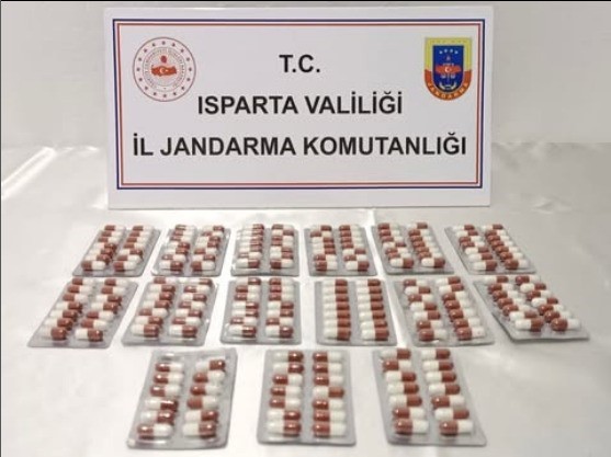 ispartada uyusturucu operasyonu 2 supheli yakalandi 0