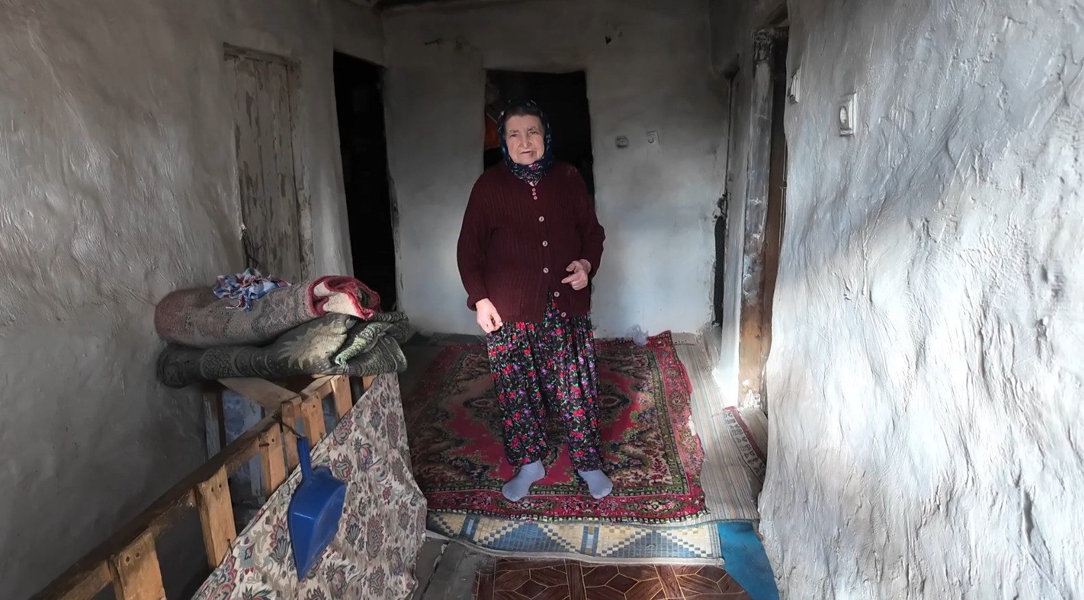 ispartada yasli kadinin 70 yillik evi daha guvenli bir yuvaya donusturuldu 1 QC3BBZDe
