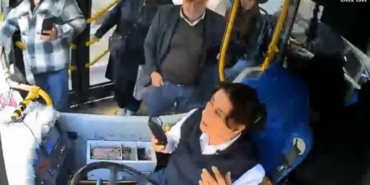 ispartada-yol-verme-tartismasi-kadin-halk-otobusu-soforune-k-bus-yasatti-hglvGcI2.jpg