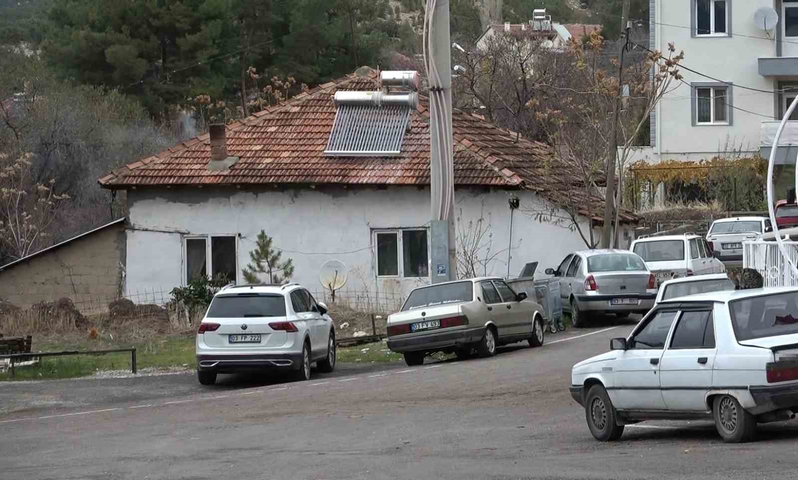 ispartadaki bassiz ceset sorusturmasinda 4 gozalti 1 ER1bneeB