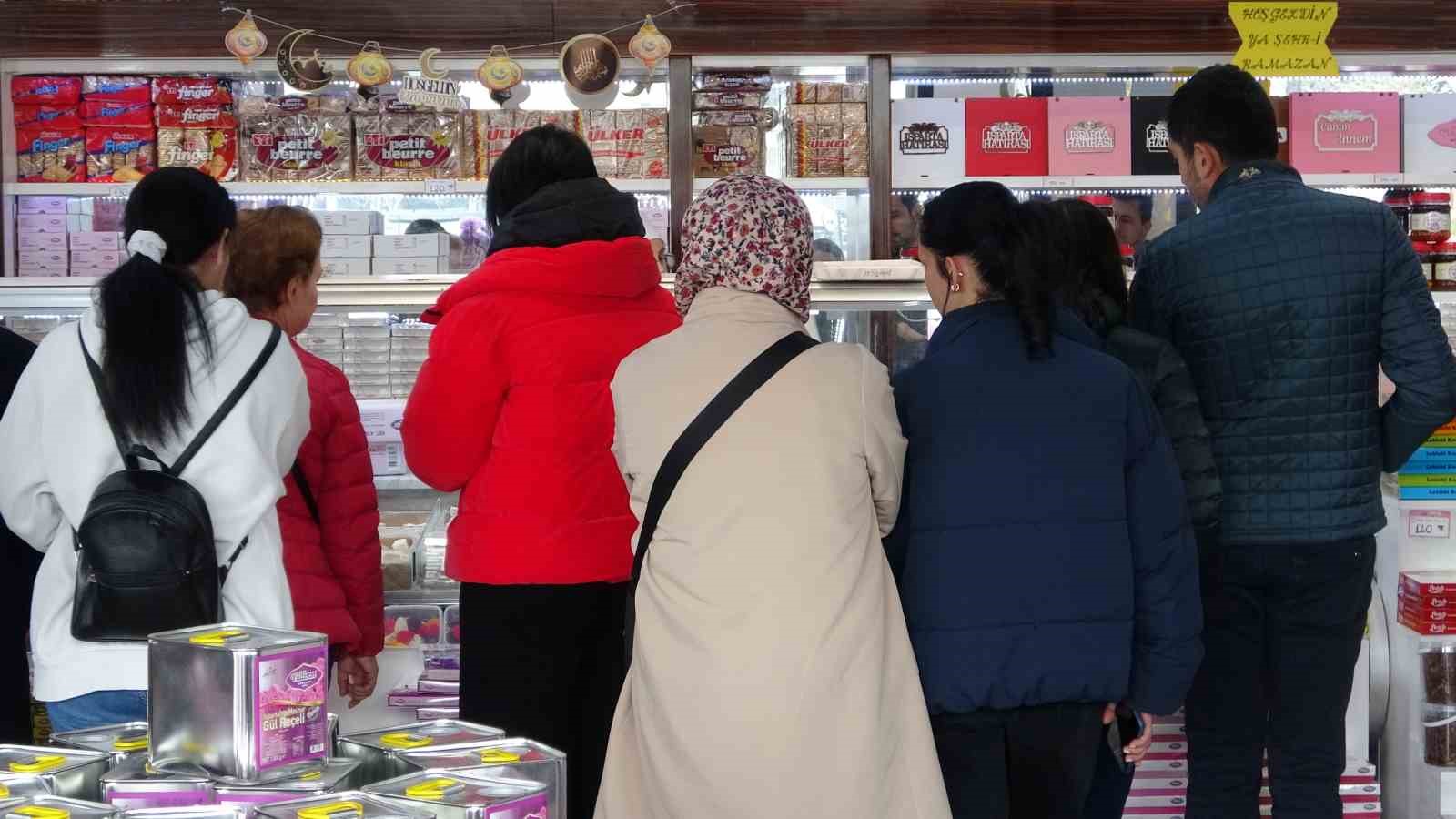 ispartanin gul lokumuna bayram oncesi yogun talep 4 5V83y172