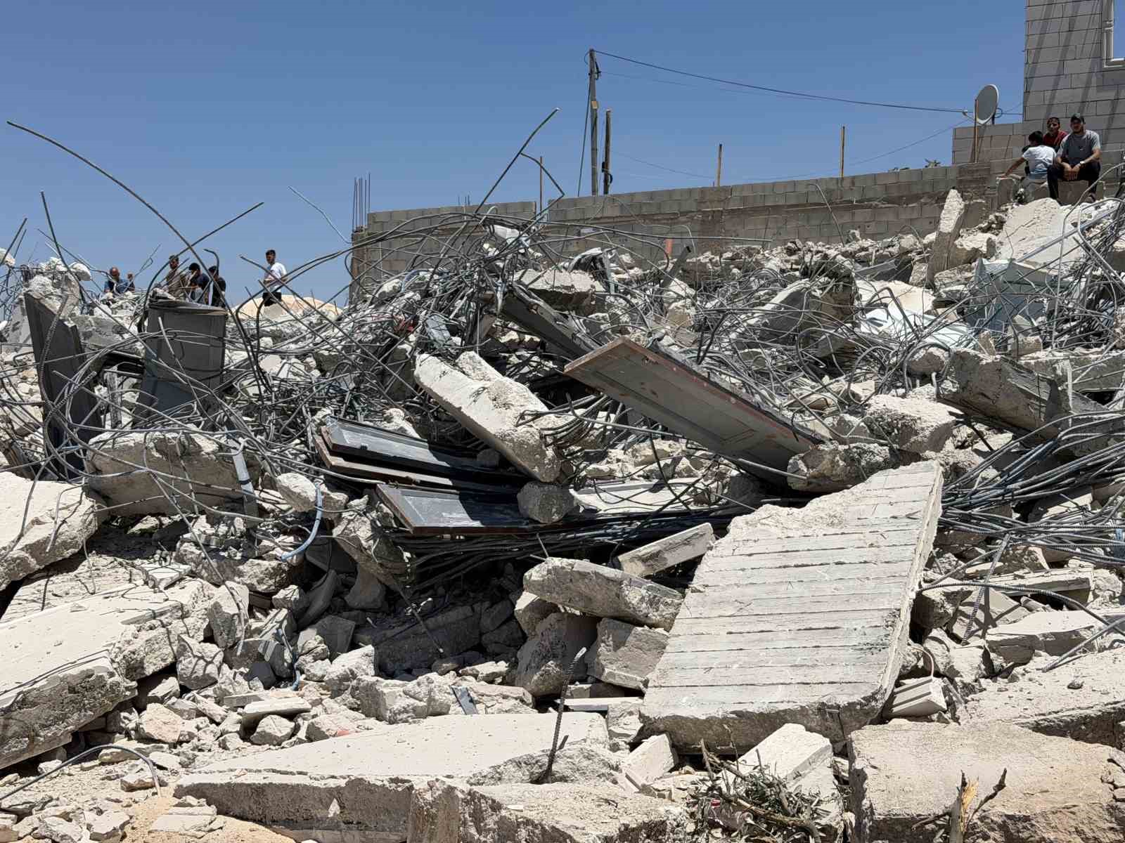 israil bati seriada masum sivillerin evlerini yerle bir etti 6 3fcWtnHt