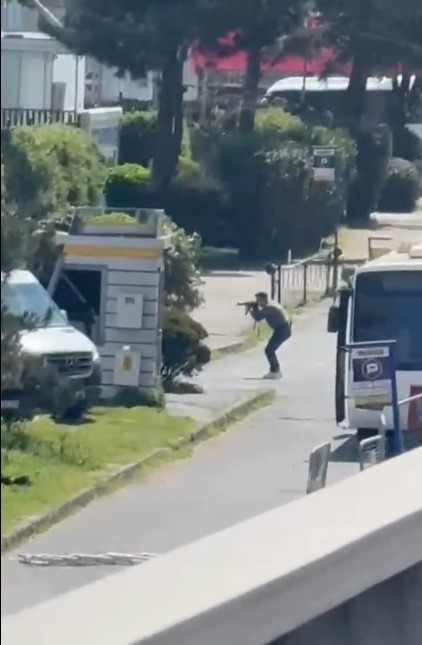 israil konsoloslugu yakinindan silah sesleri yukseldi 3 kisi etkisiz hale getirildi 1 YvuONCeI