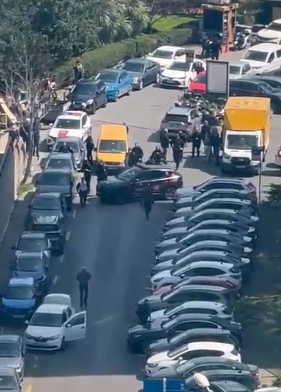 israil konsoloslugu yakinindan silah sesleri yukseldi 3 kisi etkisiz hale getirildi 2