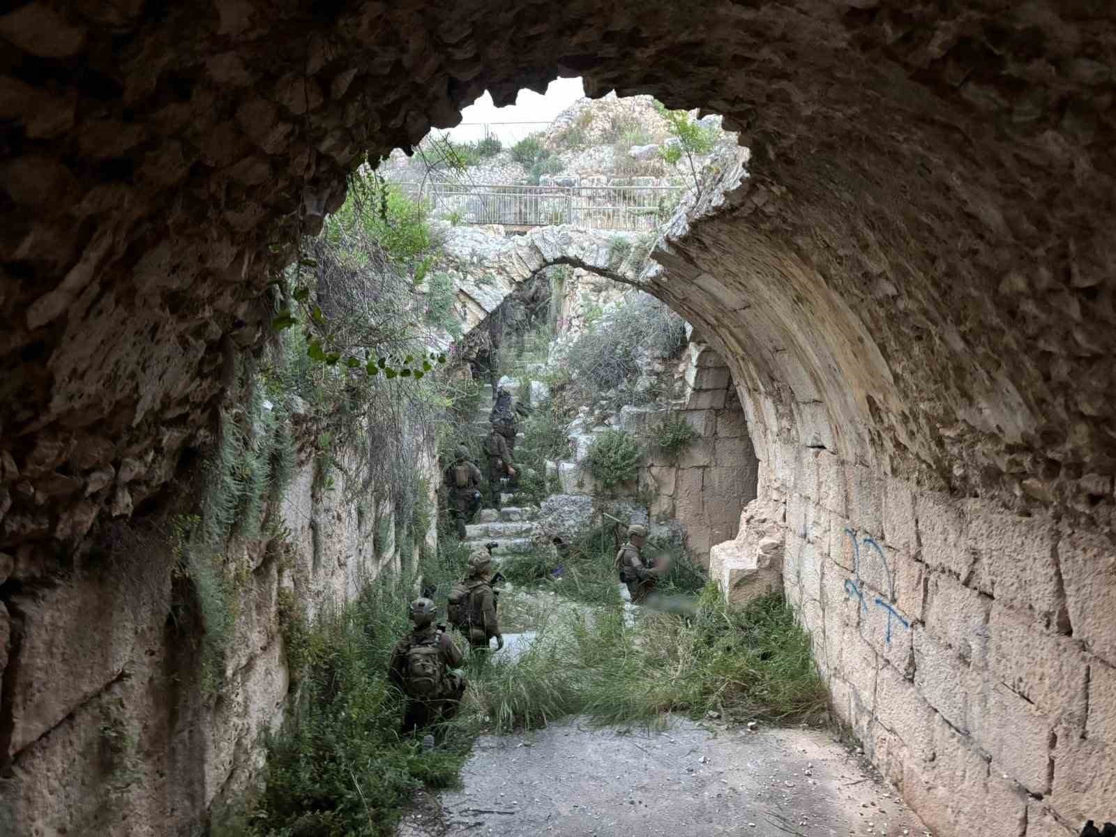 israil savunma bakani katz israil ordusu beaufort sirtini ele gecirdi 3
