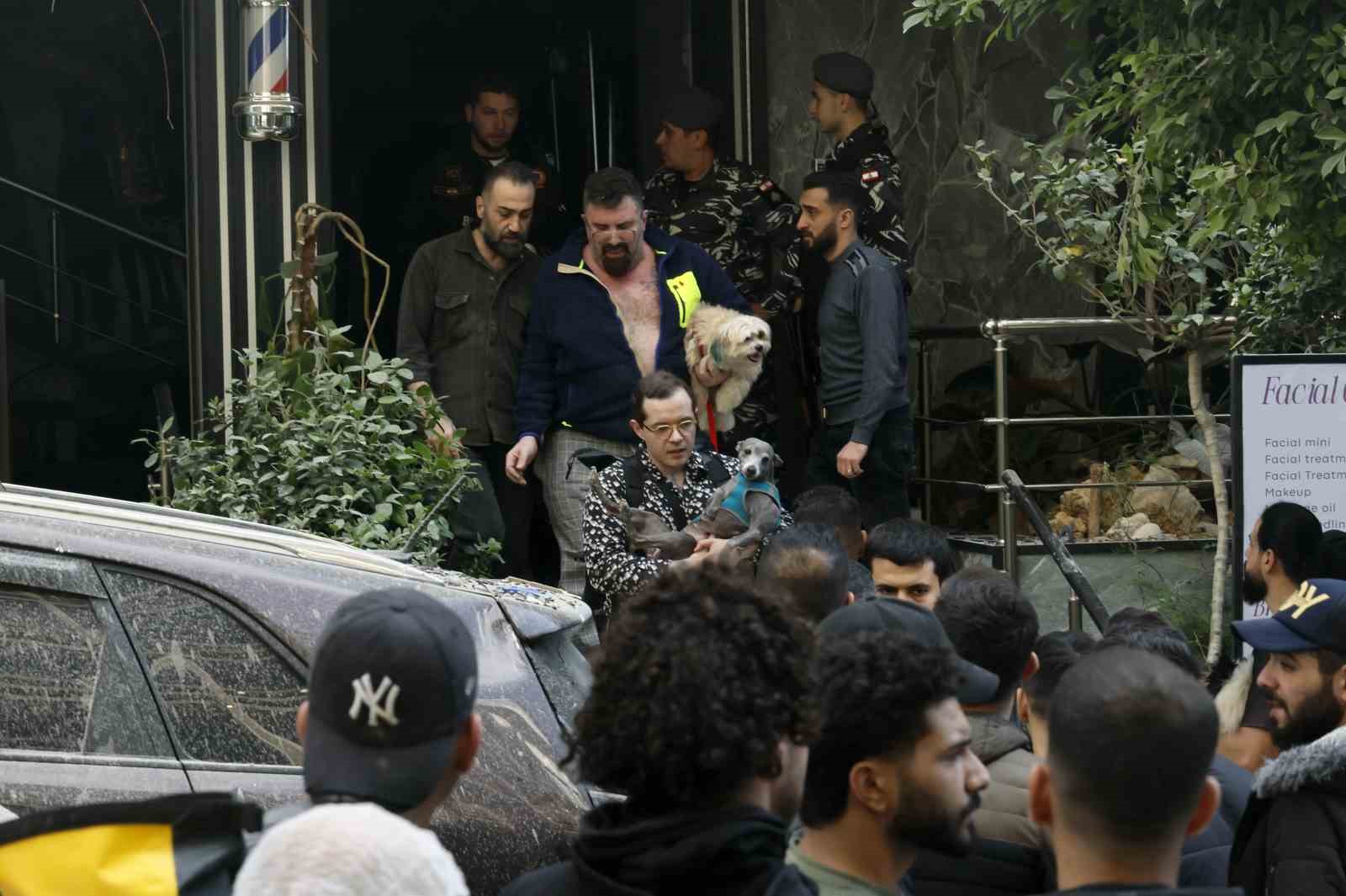 israilden lubnana catismalarin baslamasindan bu yana en buyuk hava saldirisi 11