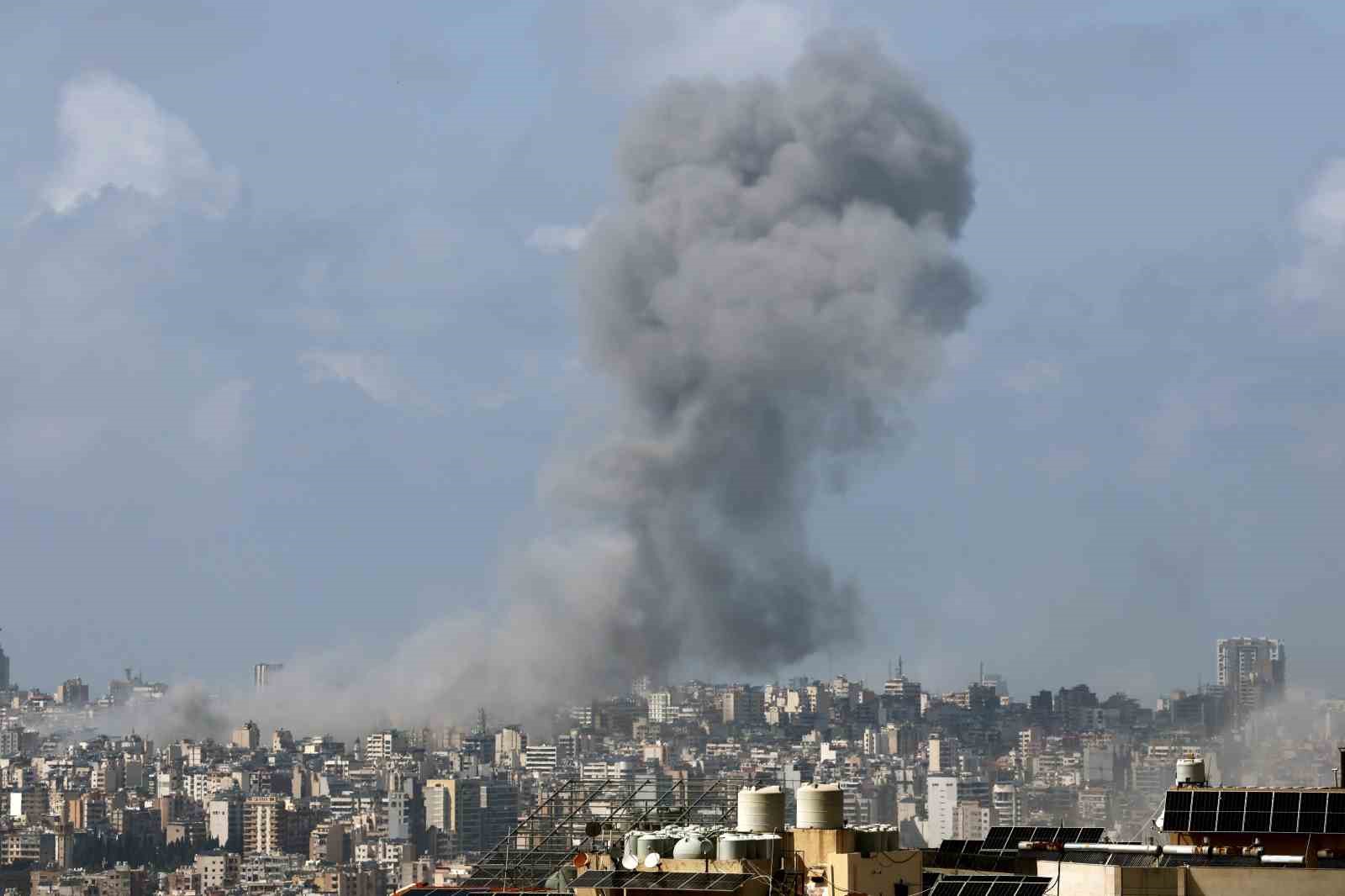 israilden lubnana catismalarin baslamasindan bu yana en buyuk hava saldirisi 5 uwRsPgvF